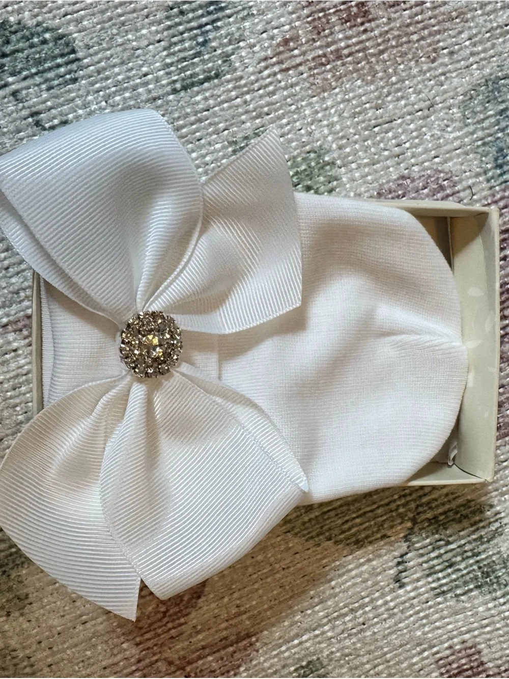 White Bow Hospital Hat with Sparkling Center